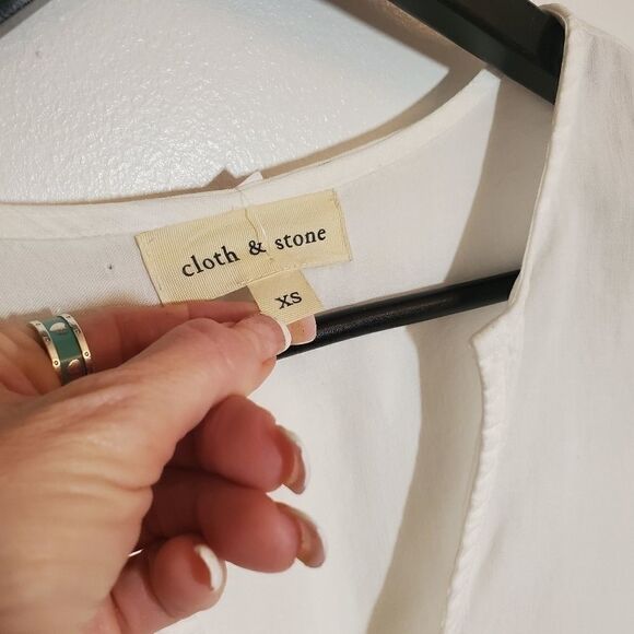 Anthropologie Cloth & Stone White Bell Sleeve Peplum Split Hem Top XS - Picture 12 of 13